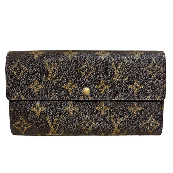 Louis Vuitton Handbags - Authentic Louis Vuitton Monogram Sarah Wallet